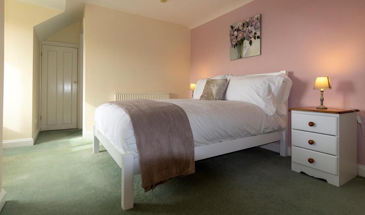 Bransford Farm Fishery & B & B Екстериор снимка