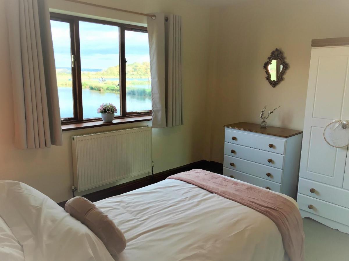 Bransford Farm Fishery & B & B Екстериор снимка