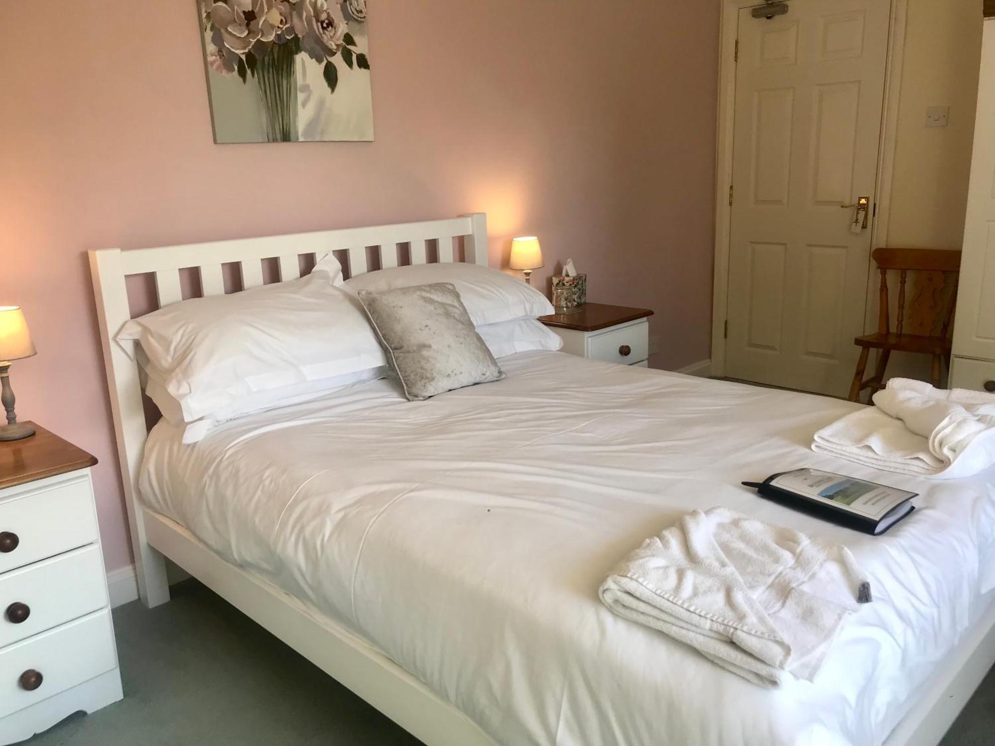 Bransford Farm Fishery & B & B Екстериор снимка
